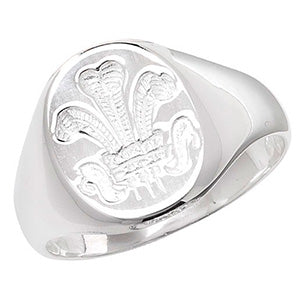 SILVER 'PRINCE OF WALES FEATHERS' ENGRAVED SIGNET RING
